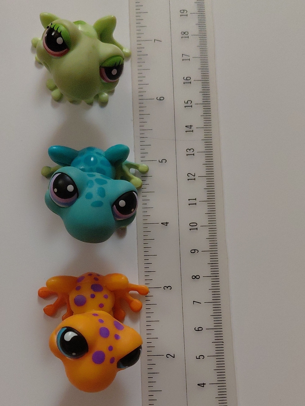 3 Frog Lot - Littlest Pet Shop Frogs - Collectible Toys - Picture 7 of 7